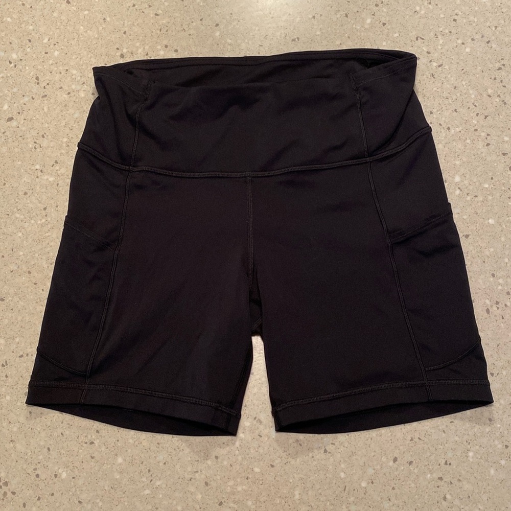 Lululemon Align bike shorts